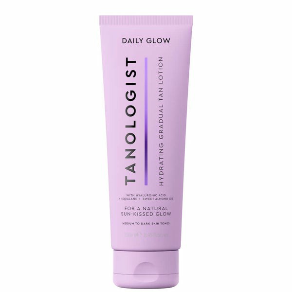 Daily Glow Hydrating Gradual Tan – Medium To Dark  |  Bodycare Bodycare Bodycare